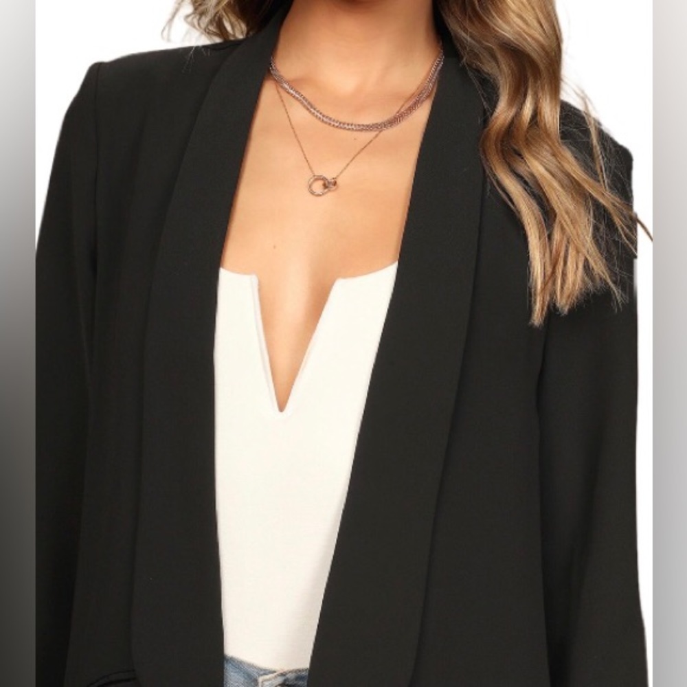 Lulu Women’s Blazer - Picture 2 of 4